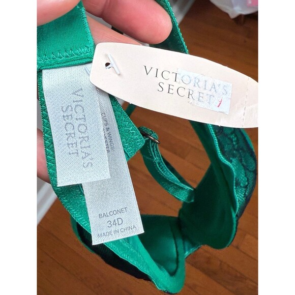 Victoria’s Secret Satin and Lace Bra 34D NEW - Picture 7 of 7